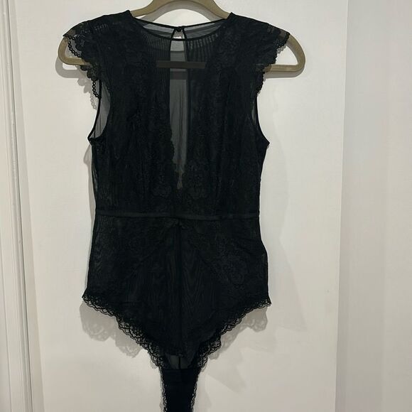 H&M Tops - H&M Lace & Mesh Bodysuit - Size S